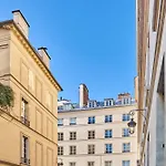 Апартаменты Louvre Museum - Rue Saint Honore Париж